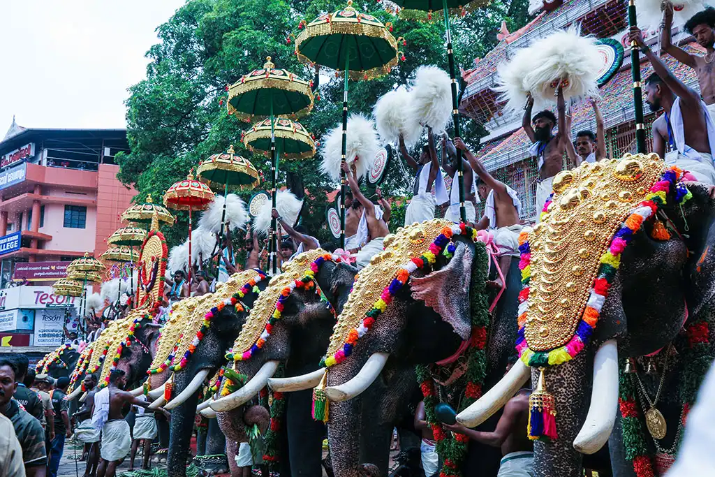 Melam and muthukuda, Kerala